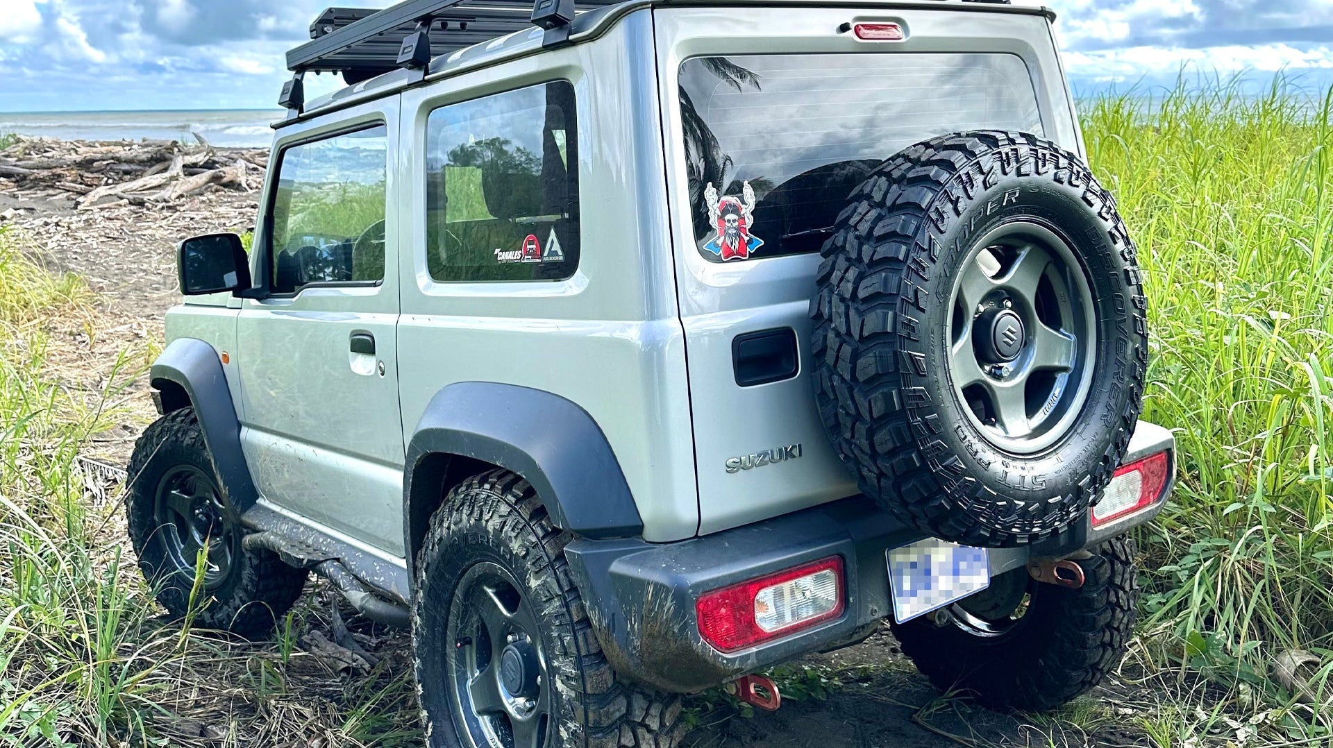 White Suzuki Jimny with BRADLEY V wheels in Gunmetallic