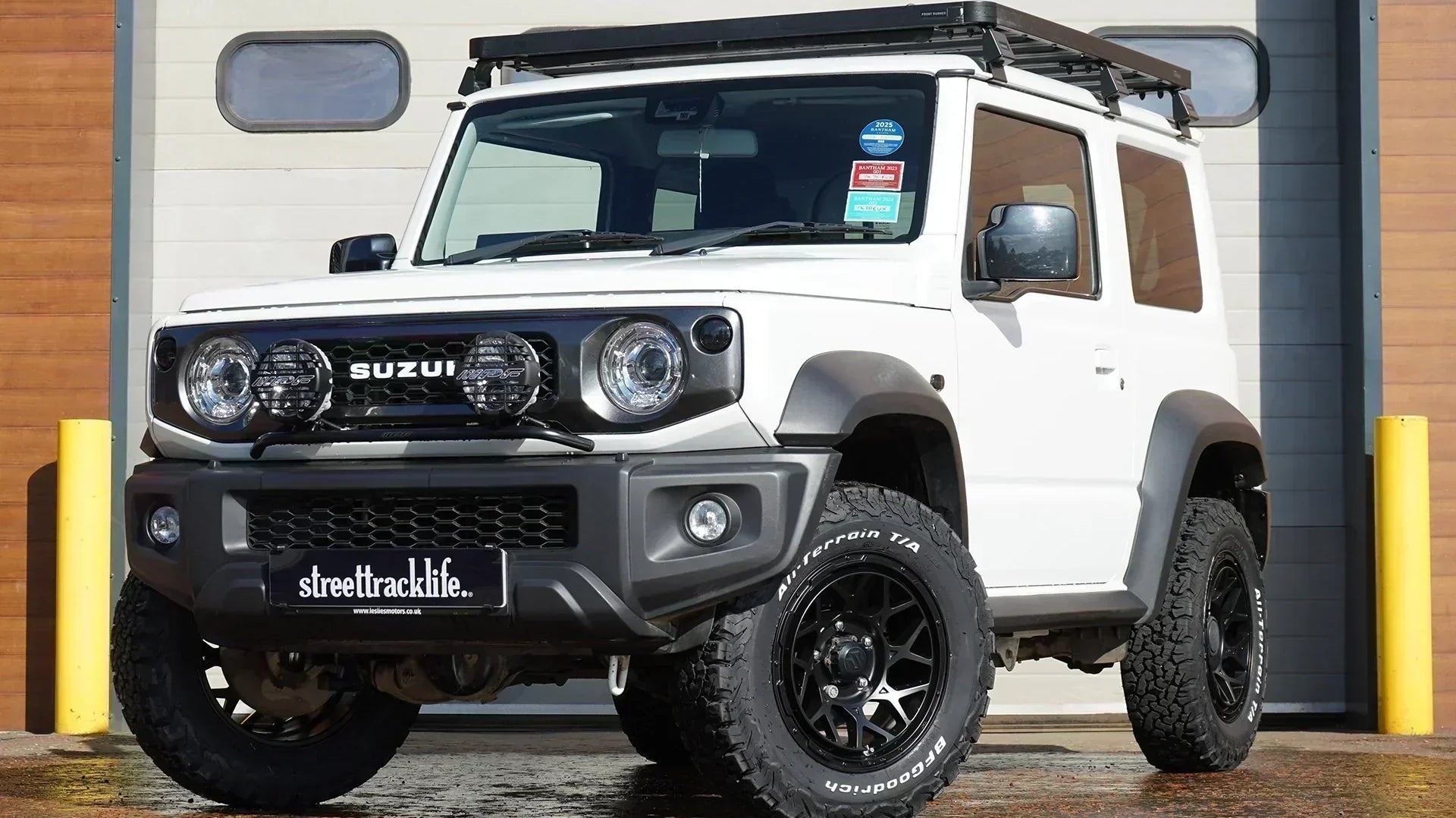 Suzuki Jimny (2018+) with Magpie M-01 wheels, BF Goodrich KO2 tyres, various JIMNYSTYLE and IPF lighting accessories along with Front Runner Slimline II Roof Rack and Ladder.