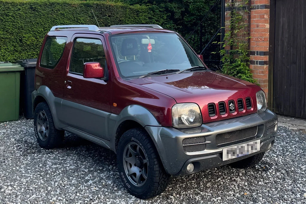 Suzuki Jimny JB43 with 15" High Peak J-02 wheels in Matte Anthracite with Comforser CF1100 tyres