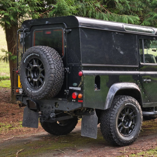 LAND ROVER DEFENDER (CLASSIC)