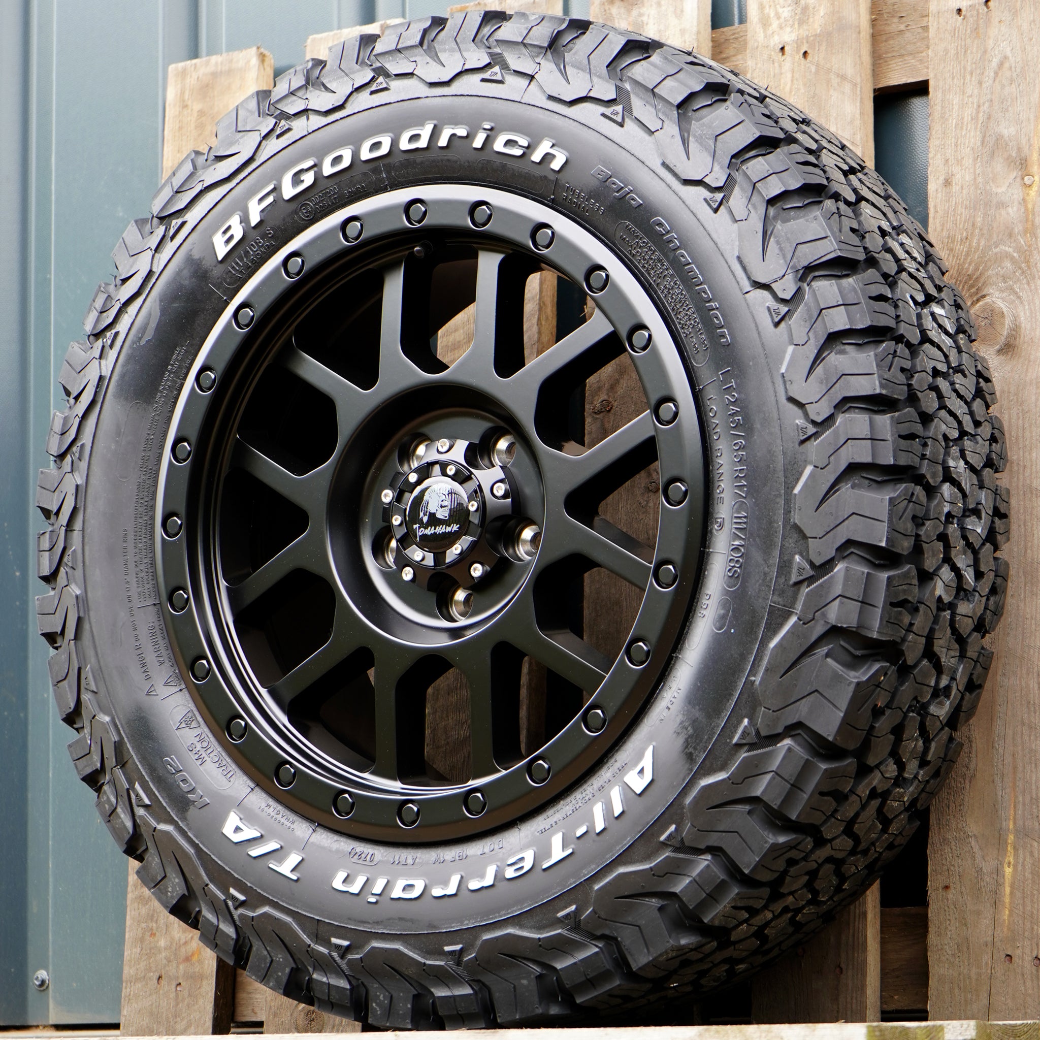Tomahawk Kato Wheel & Tyre Package for Volkswagen Transporter T6 (2015+)